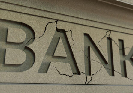 Cracking,Bank,Facade.,Banking,Crisis,Conceptual,3d,Rendering
